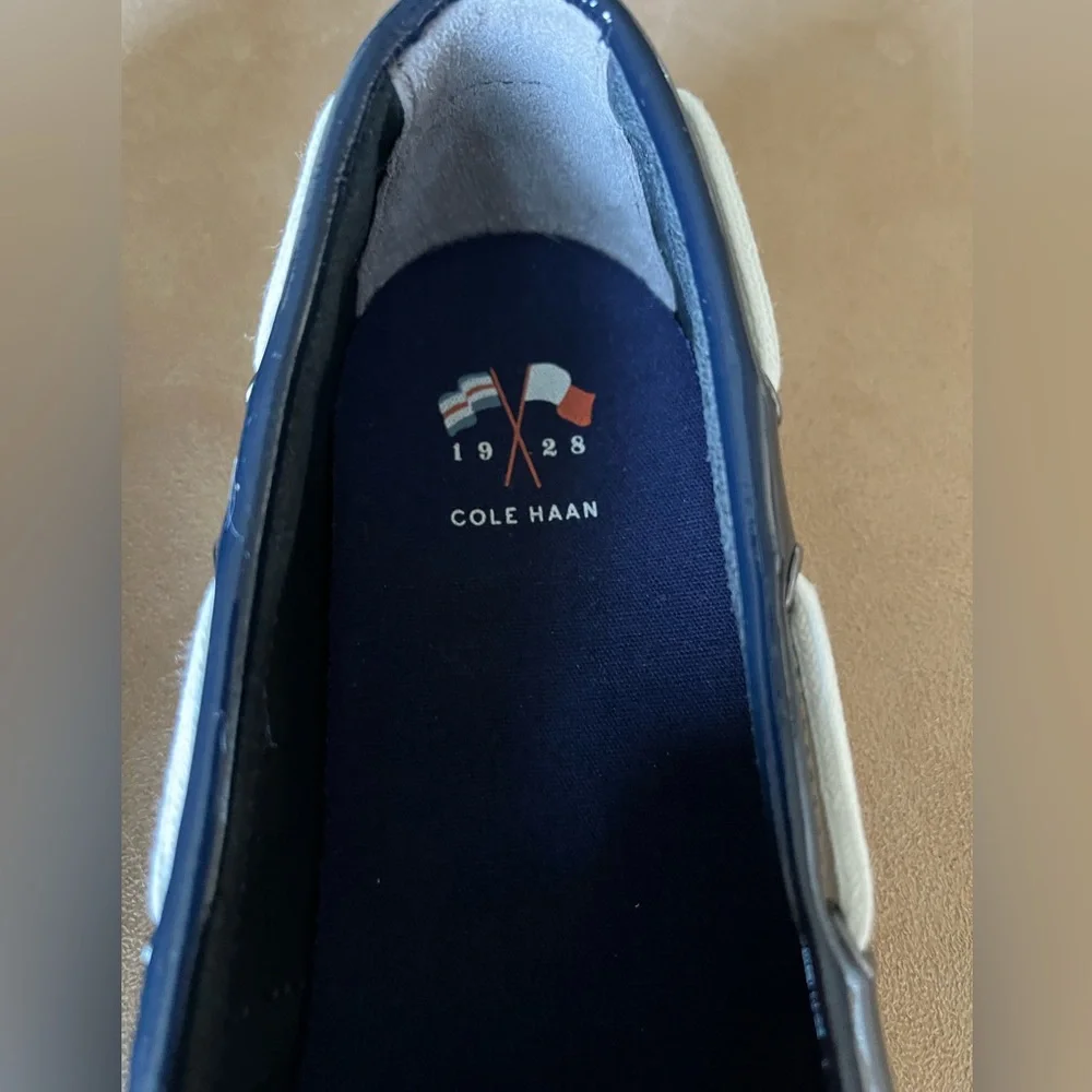 Women’s Cole Haan Navy Patent ‘Nantucket’ Camp Moc
Loafer SZ 9B - Picture 2 of 6